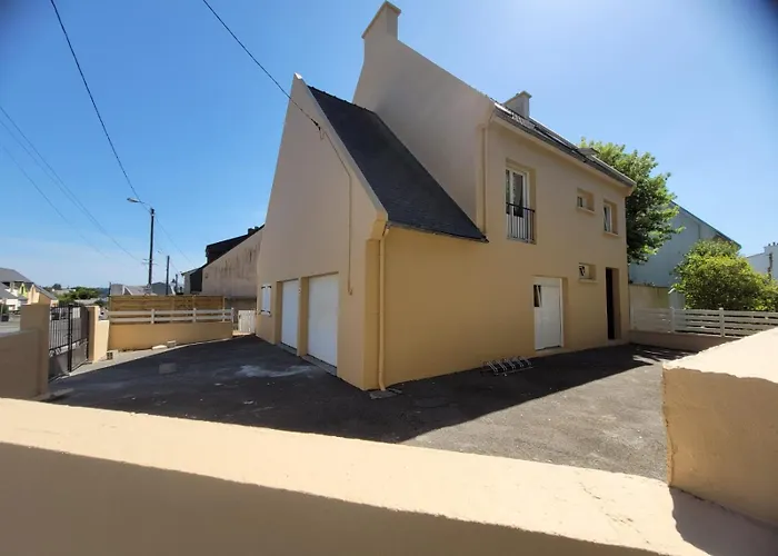 Maison De Ville Avec 4 Grandes Chambres